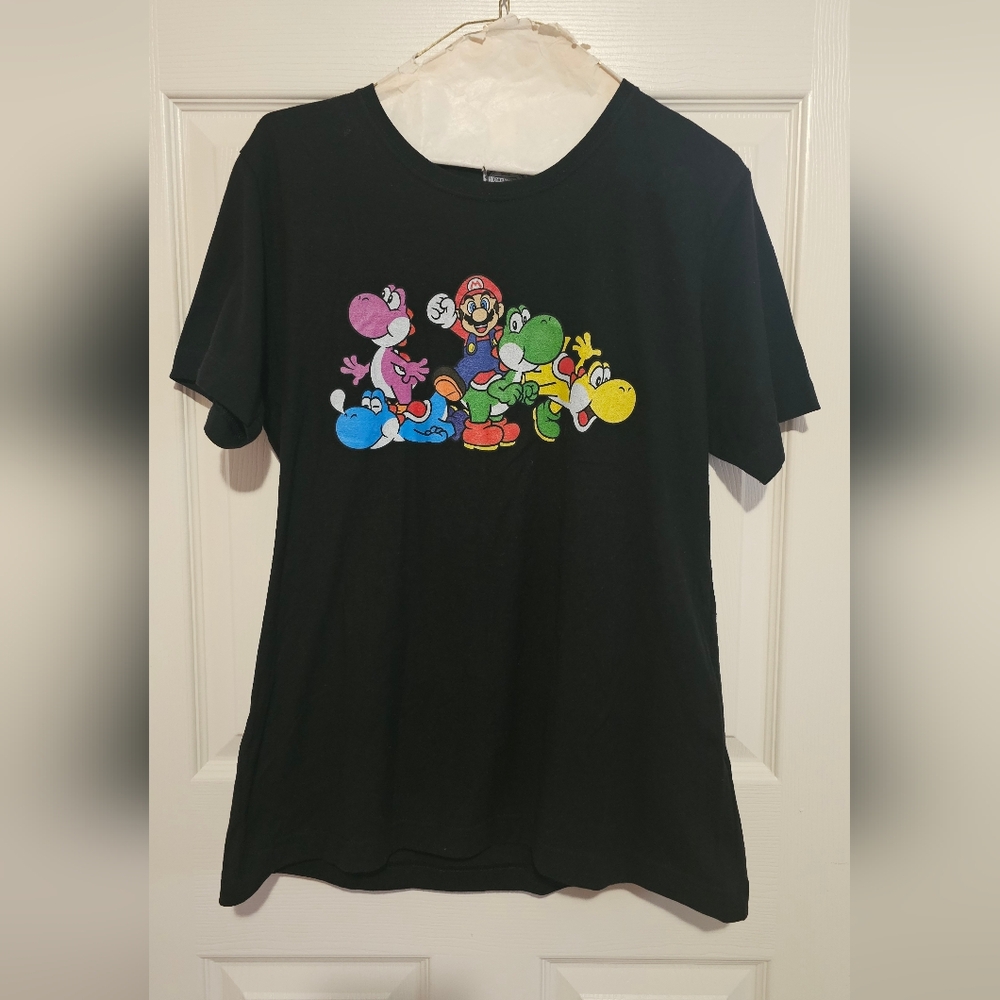 Nintendo Official Black Super Mario Yoshi Group Tee Shirt Sz L
